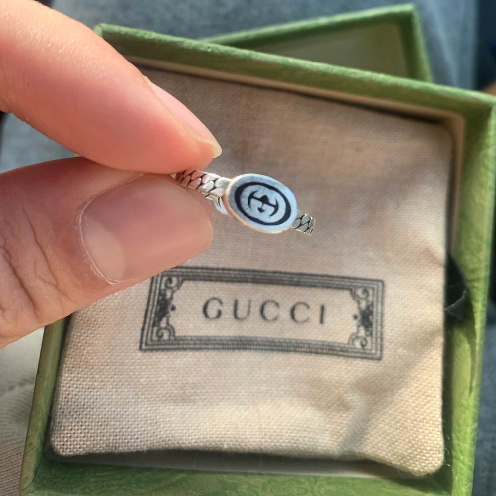 Gucci Interlocking G ring
